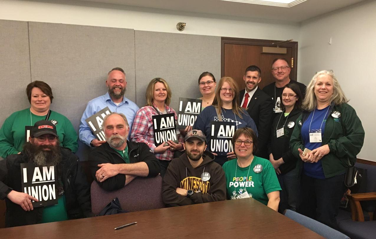 AFSCME members meet with Rep. Dan Wolgamott during Day on the Hill 2019